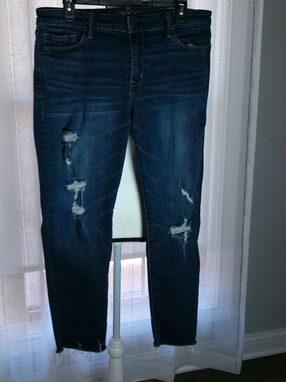 ABERCROMBIE & FITCH Harper Ankle Distressed Jeans Button Zip-Up Dark Wash 12R
